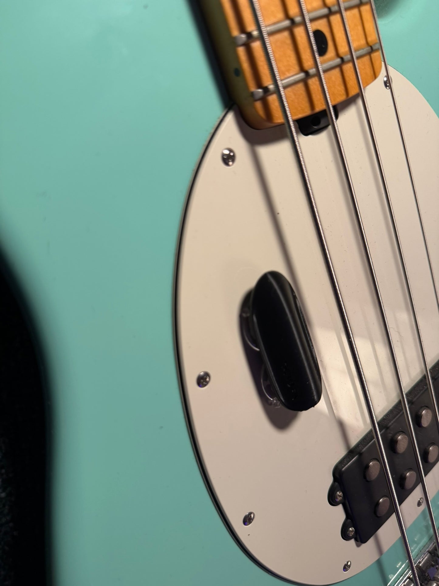 CONTOURED LOW PROFILE Thumb Fin  Thumb Rest